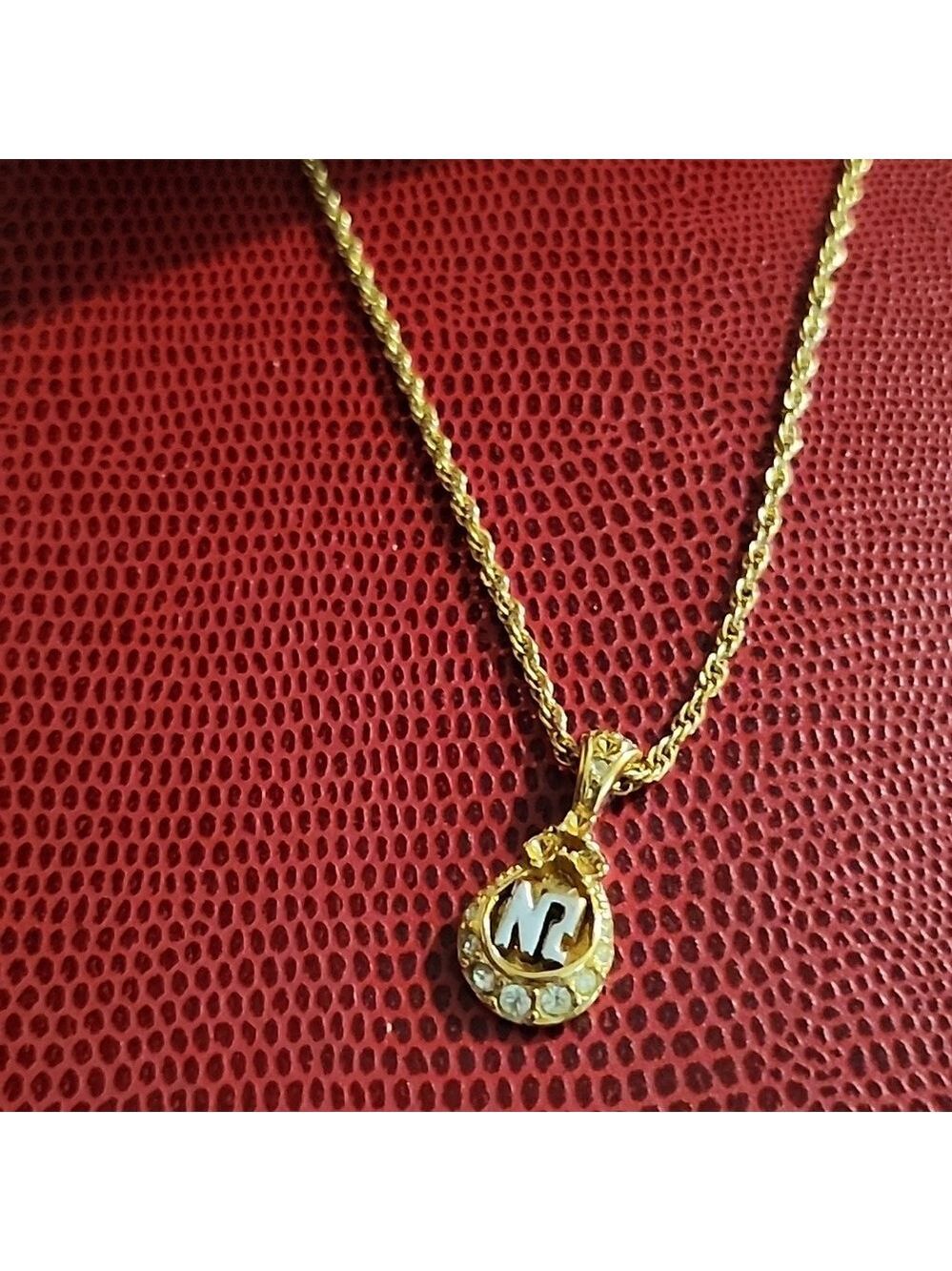 Nina Ricci Gold Tone Rhinestone pendant signed - Picture 6 of 14